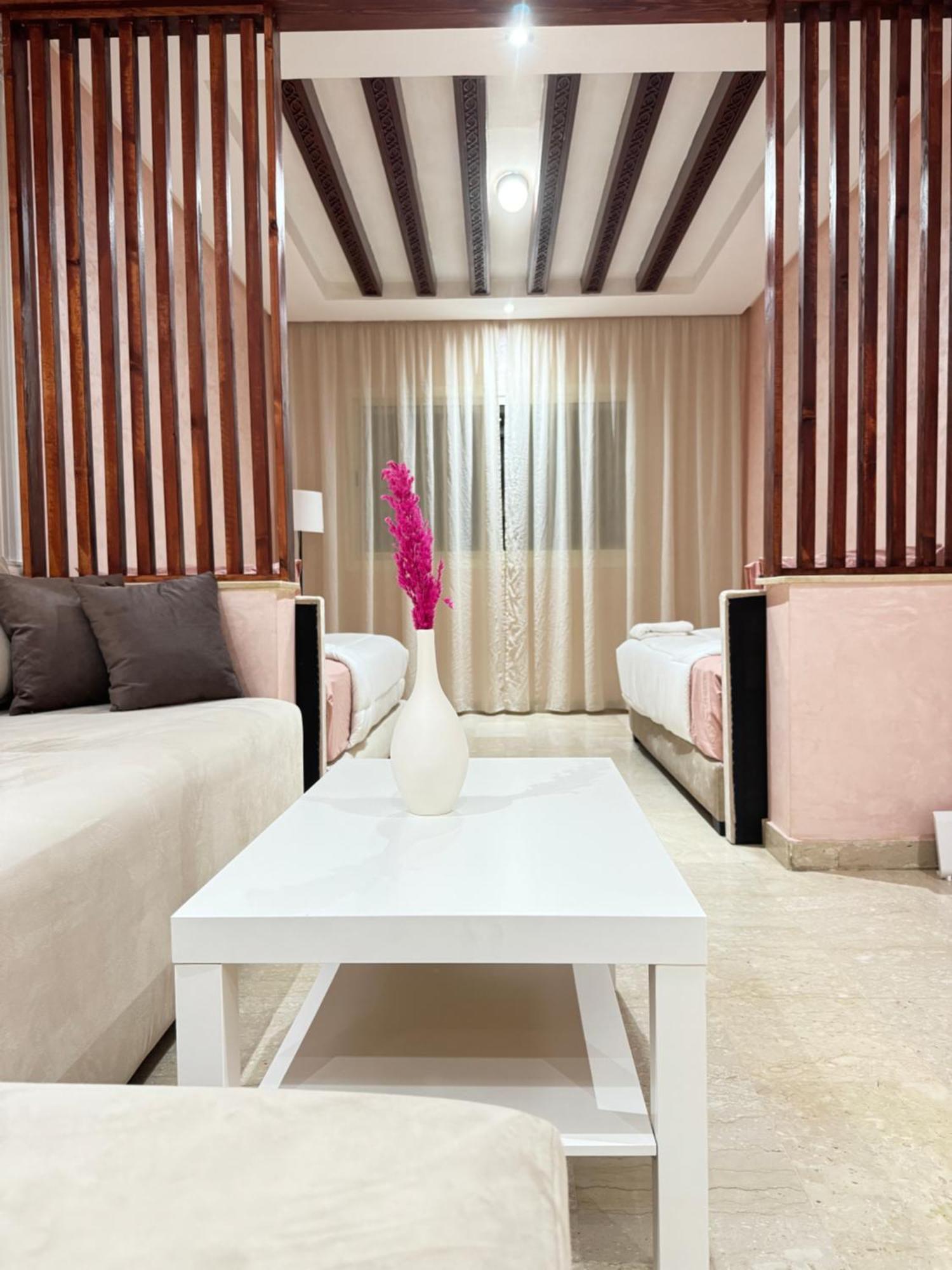 Suitouiss - Agdal 2 - Appartement A 2 Minutes De La Gare De Train Tgv 라바트 외부 사진